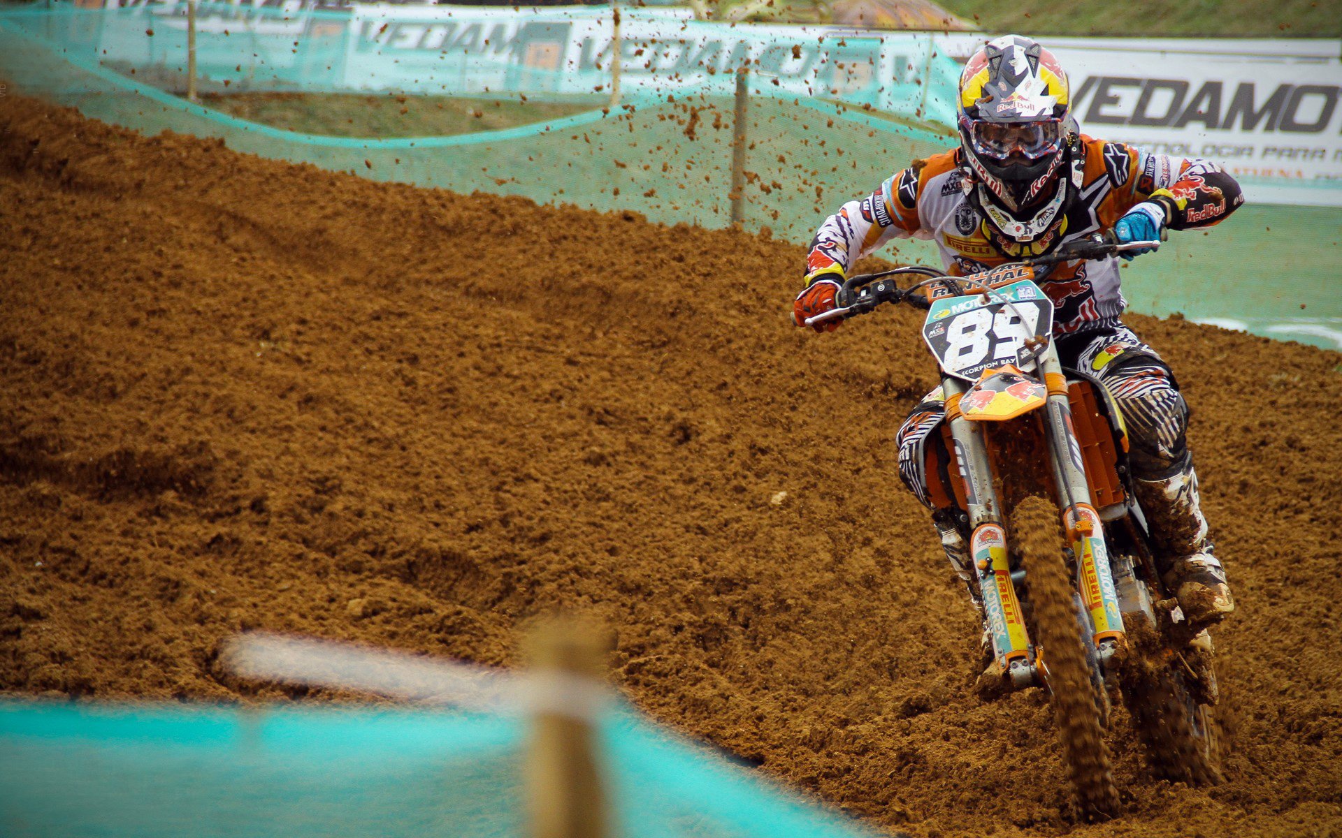 “马科斯·梅特罗：阿根廷美洲狮队的硬汉，未来必定绽放光彩”